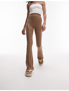 Topshop - Premium Edit - Pantaloni a zampa marroni con cuciture a vista in coordinato-Marrone