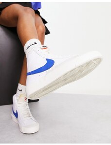 Nike - Blazer Mid - Sneakers alte bianche e blu reale-Bianco