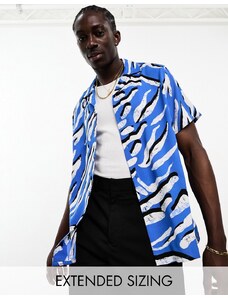 ASOS DESIGN - Camicia comoda blu zebrata con rever pronunciato
