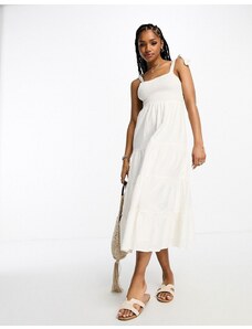 Miss Selfridge - Vestito lungo a balze color avorio effetto lino con spalline allacciate-Bianco