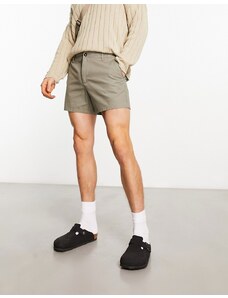 ASOS DESIGN - Pantaloncini chino slim kaki chiaro taglio corto-Verde