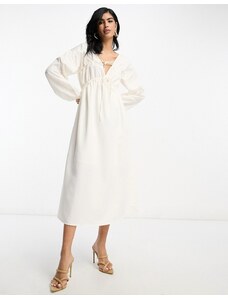Pretty Lavish - Vestito lungo bianco con maniche a palloncino