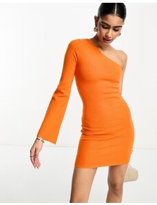 Pretty Lavish - Vestito corto monospalla in maglia arancione