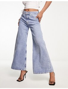 Calvin Klein Jeans - Jeans extra larghi con fondo ampio e a vita bassa lavaggio medio-Blu