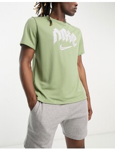 Nike Running - Run Division Miler - T-shirt kaki con logo Nike-Verde