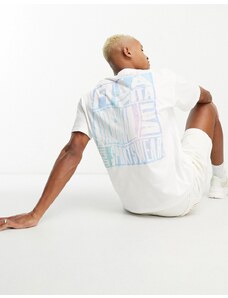 Fila - T-shirt bianca con stampa ondulata del logo sul retro-Bianco