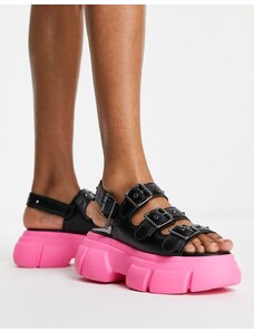 Koi Footwear KOI - Sticky Secrets - Sandali neri con suola spessa rosa-Black