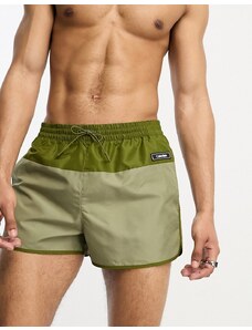 Calvin Klein - Core Solids - Pantaloncini da bagno stile runner verdi taglio corto-Verde