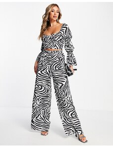 First Distraction - The Label - Pantaloni a fondo ampio in raso zebrati a vita alta in coordinato-Multicolore