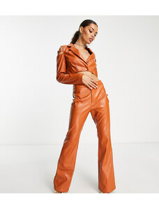 Simmi Clothing Simmi Petite - Pantaloni a zampa color ruggine con cut-out in coordinato-Arancione