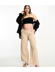 Vero Moda Maternity - Pantaloni morbidi testurizzati color crema-Bianco