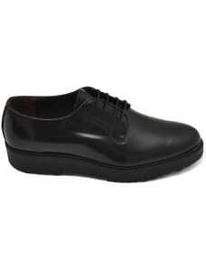 Malu Shoes Stringata uomo inglesina liscia in vera pelle abrasivata nero fondo gomma alta moda tendenza made in Italy