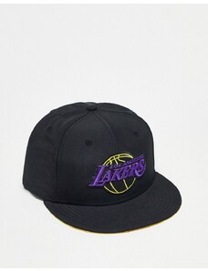 New Era - 9Fifty LA Lakers - Cappellino nero con logo fluo