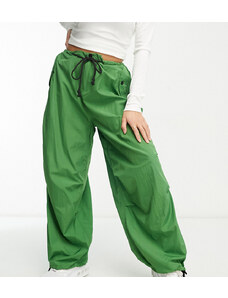 Noisy May Petite - Pantaloni verdi stile paracadutista con coulisse-Verde