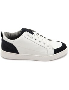Malu Shoes Sneakers uomo in vera pelle bianco con talloncino e punta in camoscio blu comfort casual made in Italy moda