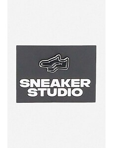 SneakerStudio spilla Shoe