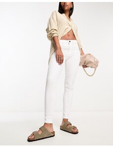 River Island - Molly - Jeans skinny bianchi a vita medio alta modellanti-Bianco