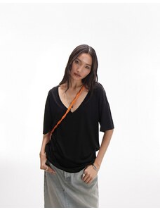 Topshop - T-shirt premium basic extra larga nera con scollo a V-Nero