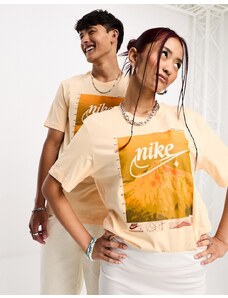 Nike - T-shirt unisex pesca con grafica di vulcano-Rosa