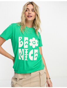 French Connection - T-shirt verde palma con grafica "Be Nice"