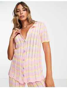 Damson Madder - Camicia all'uncinetto con bottoni rosa con motivo zigzag in coordinato