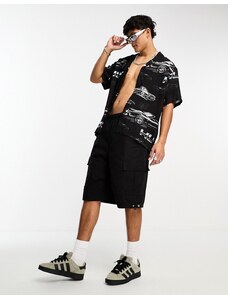 HUF - Camicia a maniche corte stile resort nera con rever e motivo stampato con decapottabili-Nero