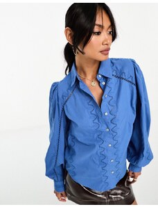 Y.A.S - Camicia blu con ricami e dettagli in pizzo traforato