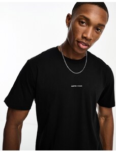 Selected Homme - T-shirt oversize nera con logo piccolo sul petto-Nero