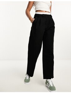 ASOS DESIGN - Pantaloni neri con gamba cilindrica e fascia in vita stile boxer-Nero