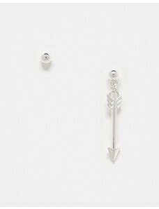 ASOS DESIGN - Orecchini pendenti e a bottone placcati in vero argento con pendente a forma di freccia