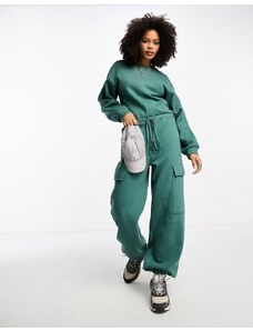 ASOS DESIGN - Tuta jumpsuit felpata oversize kaki con tasche-Verde