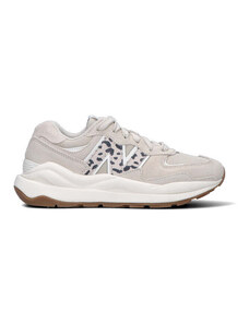 NEW BALANCE Sneaker donna grigia chiara in suede SNEAKERS