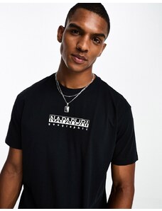 Napapijri - T-shirt nera con stampa squadrata sul petto-Nero