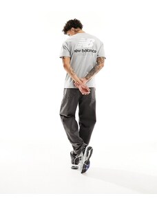 New Balance - T-shirt grigia con stampa sul retro-Grigio