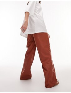 Topshop - Pantaloni a fondo ampio in pelle sintetica rossa-Rosso