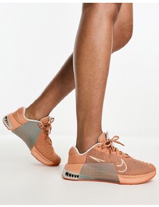 Nike Training - Metcon 9 - Sneakers color pesca-Brown