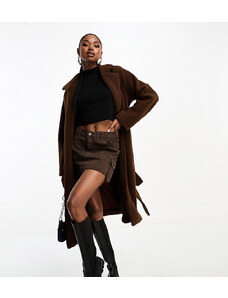 Esclusiva In The Style - Cappotto taglio lungo marrone cioccolato in pile borg con cintura-Brown