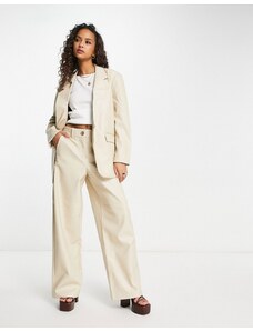 Vero Moda - Pantaloni sartoriali in pelle sintetica color crema in coordinato-Bianco