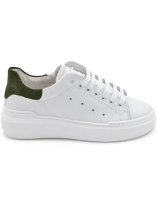 Malu Shoes Sneakers uomo bianco in vera pelle con riporto verde camoscio fondo alto 4 cm anatomico moda street made in italy