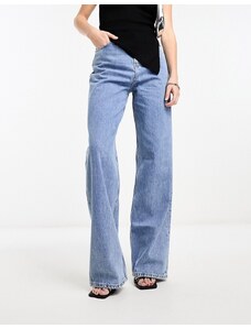 Calvin Klein Jeans - Jeans comodi a vita alta lavaggio medio-Blu