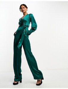 Closet London - Tuta jumpsuit verde smeraldo in raso a portafoglio e a fondo ampio