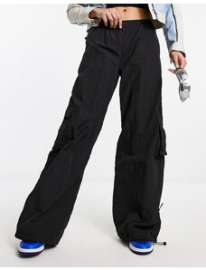 Urban Classics - Pantaloni cargo neri stile paracadutista in nylon-Nero