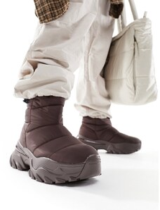 ASOS DESIGN - Stivali in nylon imbottiti marroni con suola spessa-Marrone