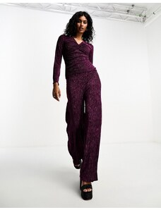Closet London - Pantaloni a fondo ampio plissé metallizzati color lampone in coordinato-Viola