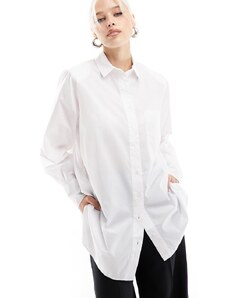 ASOS DESIGN - Camicia lunga con imbottiture sulle spalle-Bianco