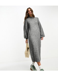 Vero Moda Petite - Vestito midi in maglia grigio con maniche super oversize