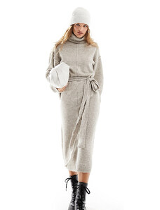 Esclusiva In The Style Petite - Vestito lungo accollato in maglia color pietra-Neutro