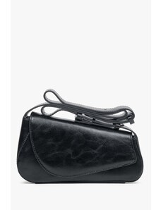 Women's Black Baguette Bag made of Genuine Leather Estro ER00113729
