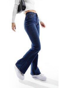 Bershka - Jeans a zampa a vita alta lavaggio indaco-Blu