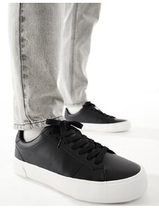 Pull&Bear - Sneakers stringate nere con suola bianca-Nero